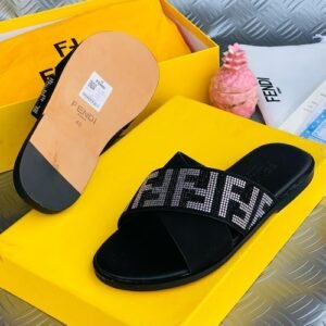 Original Fendi leather pam slipper