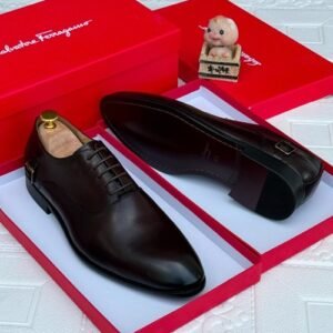 Salvatore Ferragamo quality leather men corpoarate