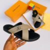 LOUIS VUITTON leather pam slippers