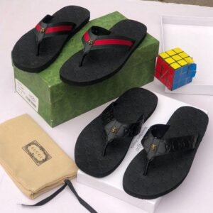 GUCCI leather pam slippers