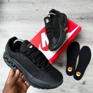 Alternative view of Nike Air MAX DN sneakers