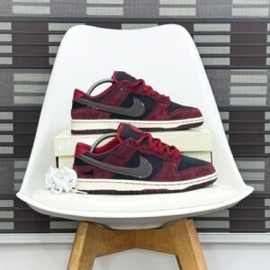 Riot Skateshop x Nike SB Dunk Low Pro QS "MAHOGANY/DARK BEETROOT" sneakers
