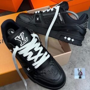 Louis Vuitton Luxury sneakers