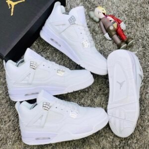 Air Jordan 4 Retro White cat sneakers
