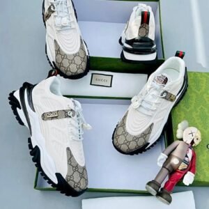 Supreme luxury Gucci kick sneakers