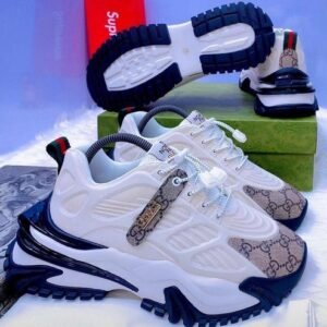 Supreme luxury Gucci kick sneakers