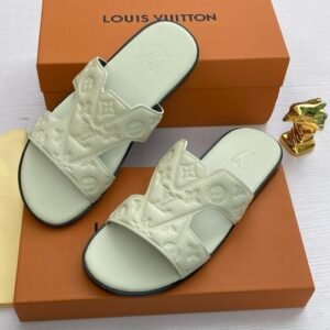 LOUIS VUITTON LUXURY PAM SLIPPERS