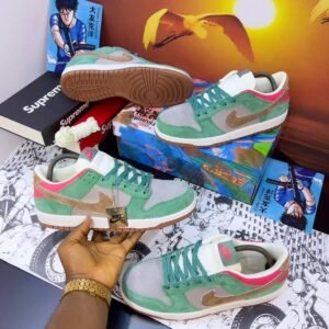 NIKE SB DUNK X OTOMO KATSUHIRO SNEAKERS