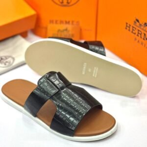 HERMES PARIS LEATHER PAM SLIPPERS